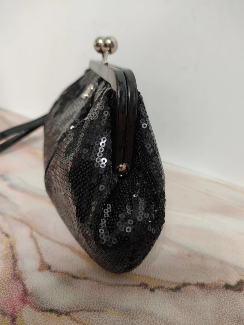 Coach 44475 Julia Limited Edition Black Sequin Kisslock Clutch Black READ - Picture 2 of 9
